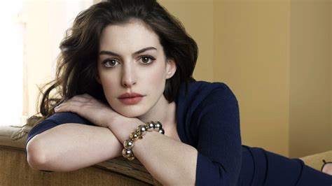 Anne Hathaway Actress High Definition Wallpapers Hd Wallpapers