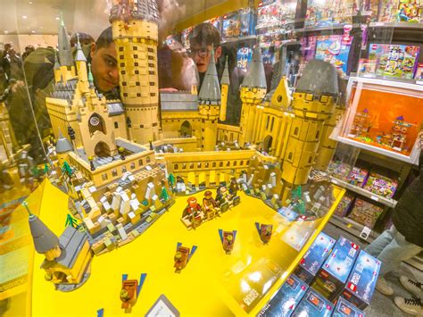 Try Building These Massive Adult Lego Sets If Youre Up For A Challenge Urbanmatter