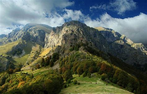 Central Balkan hiking or landing tour - Paragliding Bulgaria