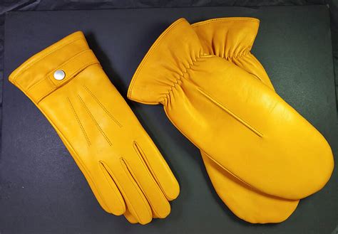 Difference Between Gloves And Mittens Boomingaccessories Gloves Shop