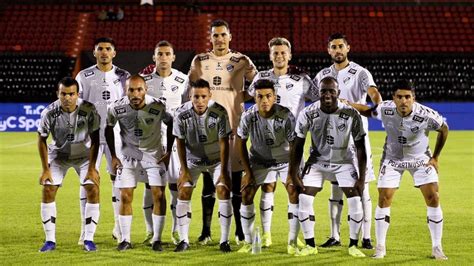 The club was founded on 4 july 1960 and in 1965 became the first champions of the honduran national football league. Platense le ganó a Estudiantes de Río Cuarto en los ...