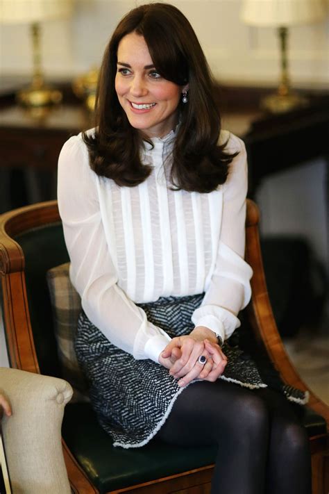 The Duchess Of Cambridge S Most Fashionable Looks Kate Middleton Style Middleton Style Kate