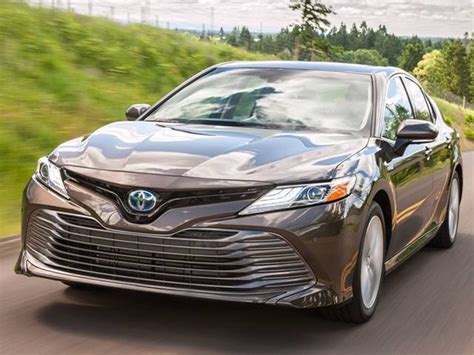 New 2023 Toyota Camry Hybrid Reviews Pricing And Specs Kelley Blue Book