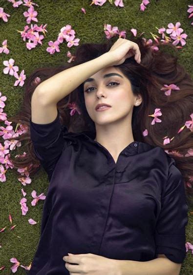 Beautiful Maya Ali Leatest Instagram Picture