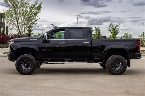 New 2020 Chevrolet Silverado 2500hd High Country Customized 4wd Crew