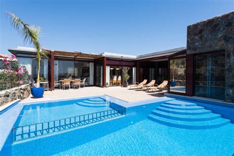 exclusive villa with private heated poolandjacuzzi updated 2019 holiday home in las palmas de