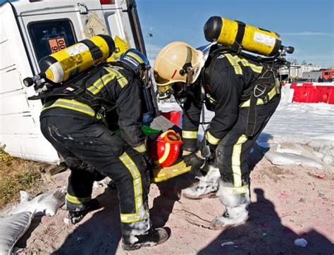 Galería Madridiario Bomberos En Acción Bomberos En Acción