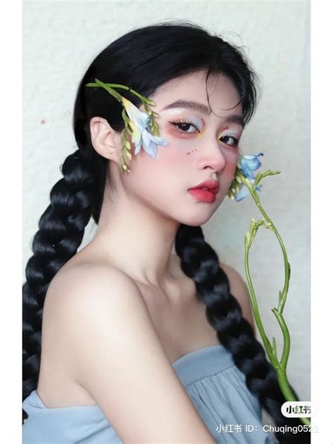 Pin By Hạ Mây On Chụp ảnh 2 In 2022 Chinese Makeup Girl Photoshoot