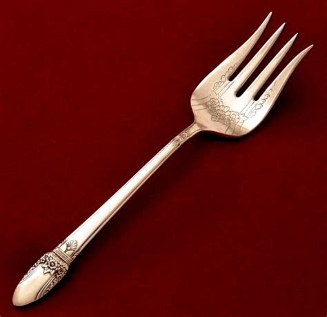 Chipped Beef Fork With Design And Four Spreading Tines 6 18 Inches