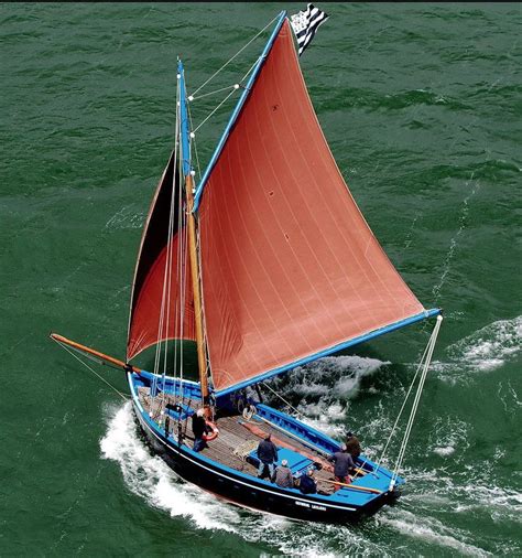 Traditional Scallop Trawler Sailing Dinghy Sailing Boat