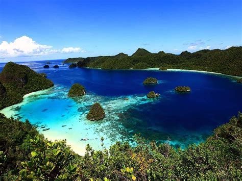 Inilah 5 Pulau Terbesar Di Indonesia Yang Seharusnya