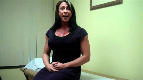 Patient Testimonial Xl Breast Augmentation Youtube