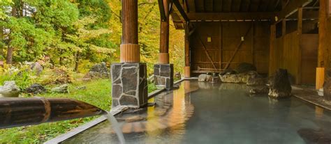 A Beginners Guide To Japanese Onsen Etiquette Japanese Onsen Onsen