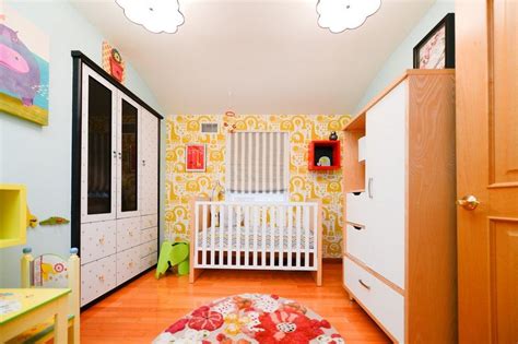 Bett, wickeltisch, laufgitter und mehr. Babyzimmer einrichten - 50 süße Ideen für Mädchen
