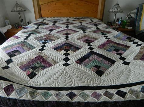 337 likes · 2 talking about this. Hanging Gardens Quilt | Garden quilt, Machine quilting ...