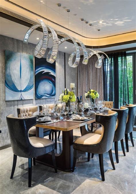 Interior Design Ideas For A Glamorous Dining Room With Images