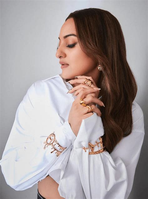 Sonakshi Sinha Wearing Shroomhead Bangle In Gold Finish Outhouse Jewellery
