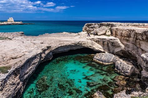 It is one of the leading brands in spain with presence in more than 135 countries. Spiaggia di Roca Vecchia