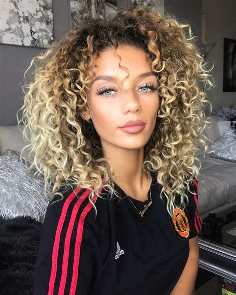 Jesse Lingard Enjoys Lunch Date With Model Girlfriend Jena Frumes After