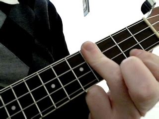 Ukulele tabs, tips, chords and news online. 10 Ways to Play an E Chord on the Ukulele