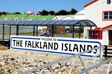 falkland islands referendum david cameron calls on argentina to respect islanders wishes after