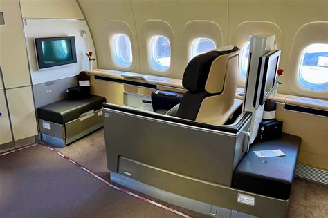 Review Lufthansa First Class On The Boeing 747 8 From Frankfurt To