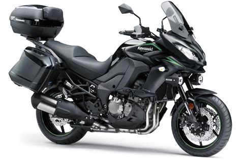 Скидки на дорожные мотоциклы 2019 года до 10% на мотоциклы 2018 г.в. 2018 Kawasaki Versys 650 & Versys 1000 kleuren ...