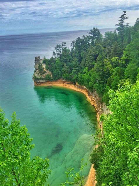 Since it's the third largest of the five by size, which means it has some fairly deep areas. Pictured Rocks Lake Superior | Picture rocks, Lake ...