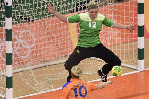 Jun 01, 2021 · la star parisienne mikkel hansen et son compatriote danois le gardien de nantes emil nielsen ont été retenus mardi dans le « 7 de la semaine » de la 28e journée du championnat. Euro-2020 dames de hand: «Les équipes ont peur de nous ...