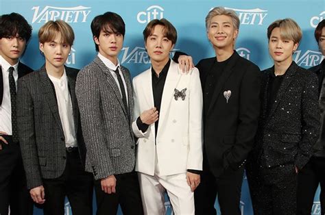 Maybe you would like to learn more about one of these? Lirik Lagu 'ON' yang Dipopulerkan oleh BTS - Sonora.id