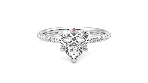 Avril Lavignes Romantic Heart Shaped Diamond Engagement Ring