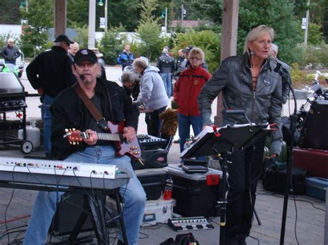 Chapter 523 Southern Cruisers Riding Club Last Bike Night At Gravenhurst