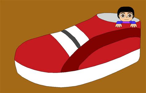 Tiny Eithan Inside Quincys Shoe By Princeeithan28 On Deviantart