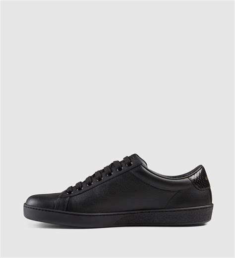 Lyst Gucci Leather Low Top Sneaker With Ayers Detail In Black For Men