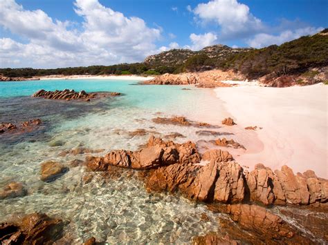 The Most Beautiful Pink Sand Beaches In The World Photos Condé Nast