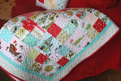 Lovely Little Handmades The Patchwork Christmas Quilt~ All Done