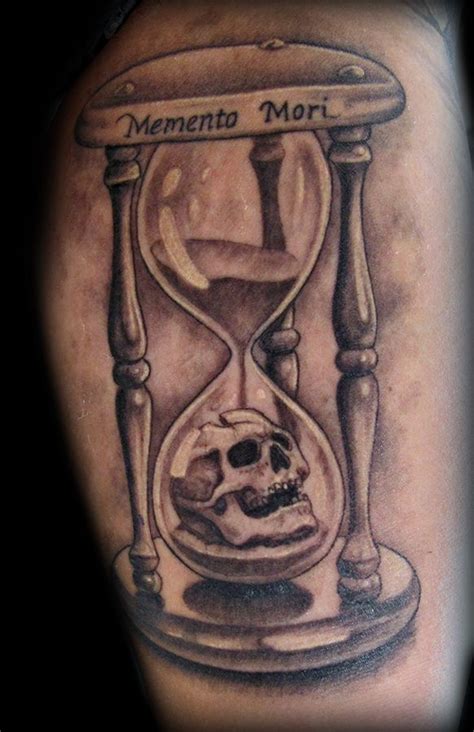 Skull Inside Hour Glass By Eric Rignall Hourglass Tattoo Memento Mori Tattoo Mystical Tattoos