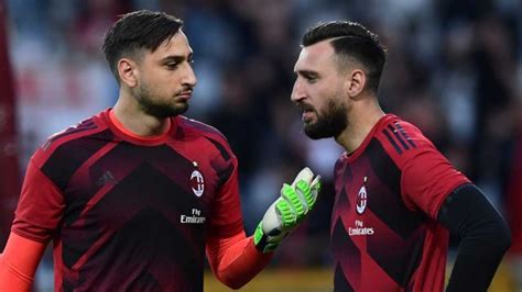 Find gianluigi donnarumma total career earnings, contracts & net worth breakdown. Donnarumma Salary - According to tuttosport gianluigi donnarumma is open to extending his deal ...