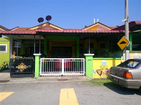 Pasangan baru berkhawin mencari rumah sewa sekitar bangi/sungai merab untuk kemasukan january 2016. Bandar Springhill Port Dickson Teres 1 Tingkat Rumah Untuk ...
