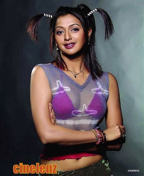 Hot Tamil Actress Sexy Stills Cute Wallpaper Images Gayathri Jayaram