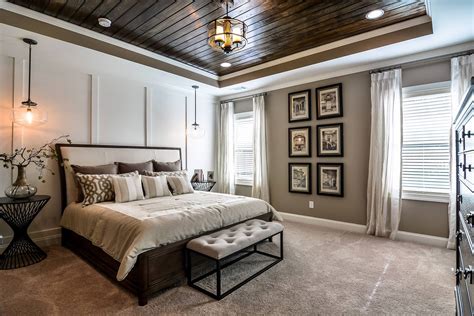10 Dark Wood Bedroom Ideas