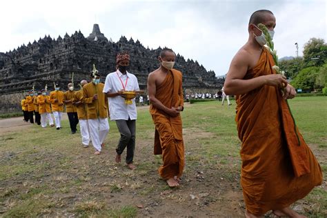 Ini Teori Masuknya Agama Hindu Dan Budha Ke Indonesia