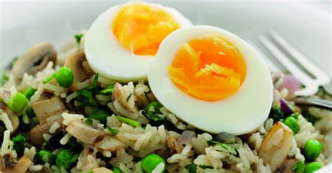Roasting chicken thighs directly on top of the vegetables bastes the scallions and potatoes with delicious drippings in this healthy dinner recipe. Low calorie spiced egg pilau | Egg Recipes - British Lion ...