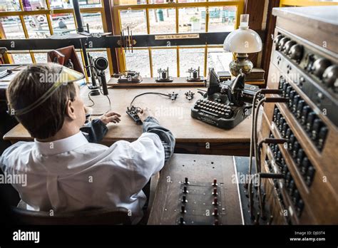 Telegraph Operator Hi Res Stock Photography And Images Alamy