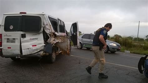 Acidente Deixa Duas Pessoas Gravemente Feridas Na BR 101 Em Capela