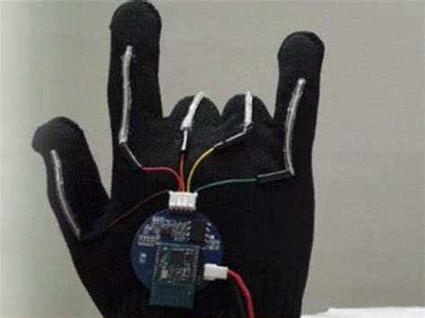 Revolutionary Glove Translates Sign Language To Speech