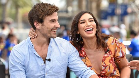 Bachelor Couple Jared Haibon Ashley Iaconetti On Putting Down Roots In Rhode Island La Was A