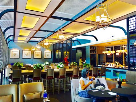 Website doesn't say if open/closed. HKT: The Coral Executive Lounge Reviews & Photos ...