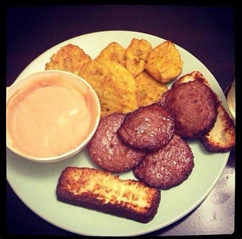 Tostones Salami Y Queso Frito Caribbean Recipes Dominican Food