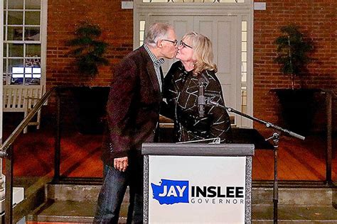 Jay Inslee Defeats Loren Culp Wins Third Term As Washington’s Governor The Daily World